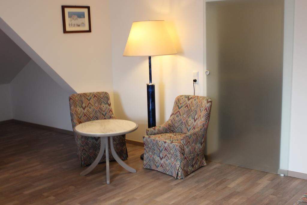 Monteurzimmer Ferienwohnungen Fritsche-Tauberbischofsheim Dittwar Extérieur photo