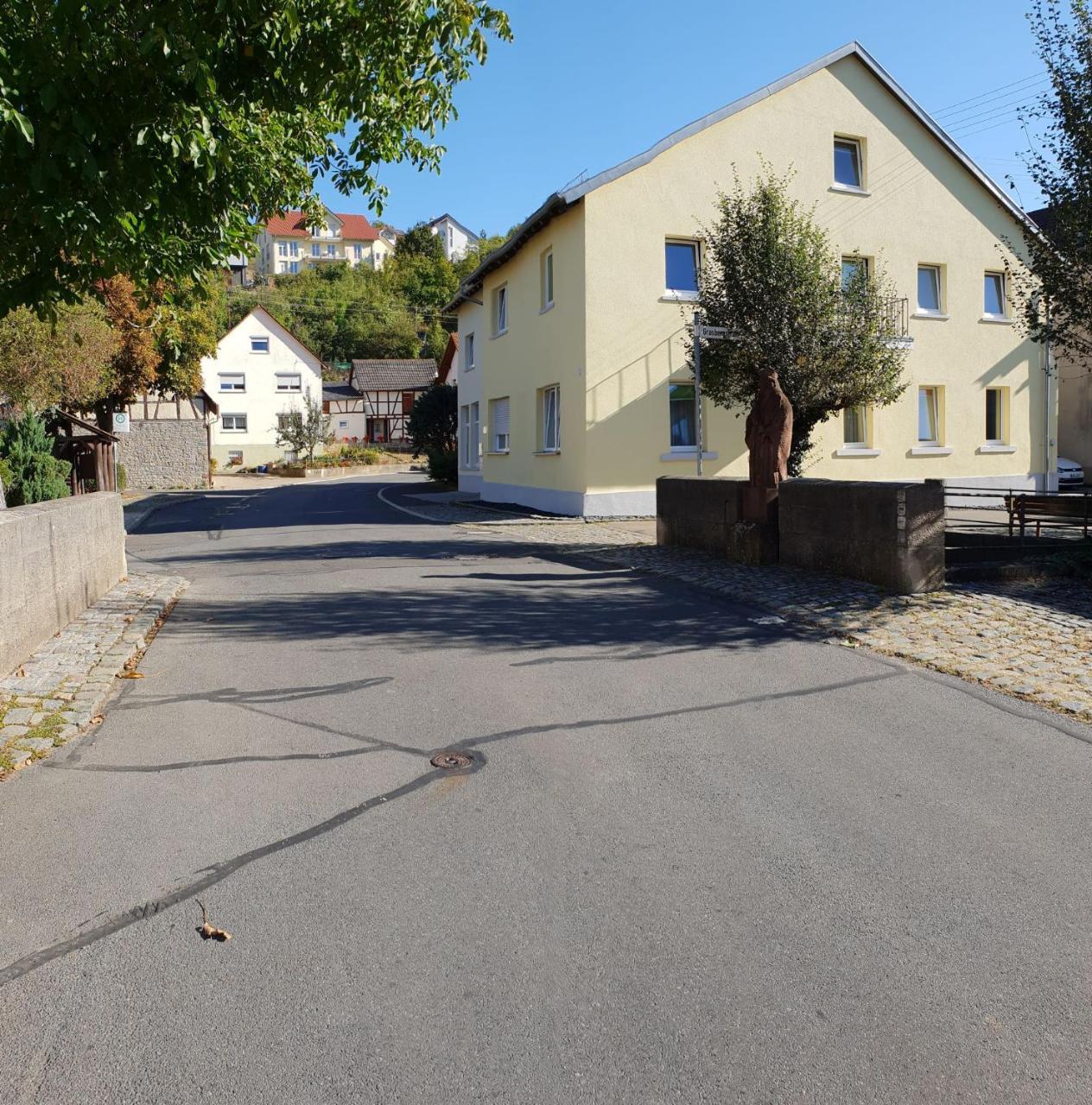 Monteurzimmer Ferienwohnungen Fritsche-Tauberbischofsheim Dittwar Extérieur photo
